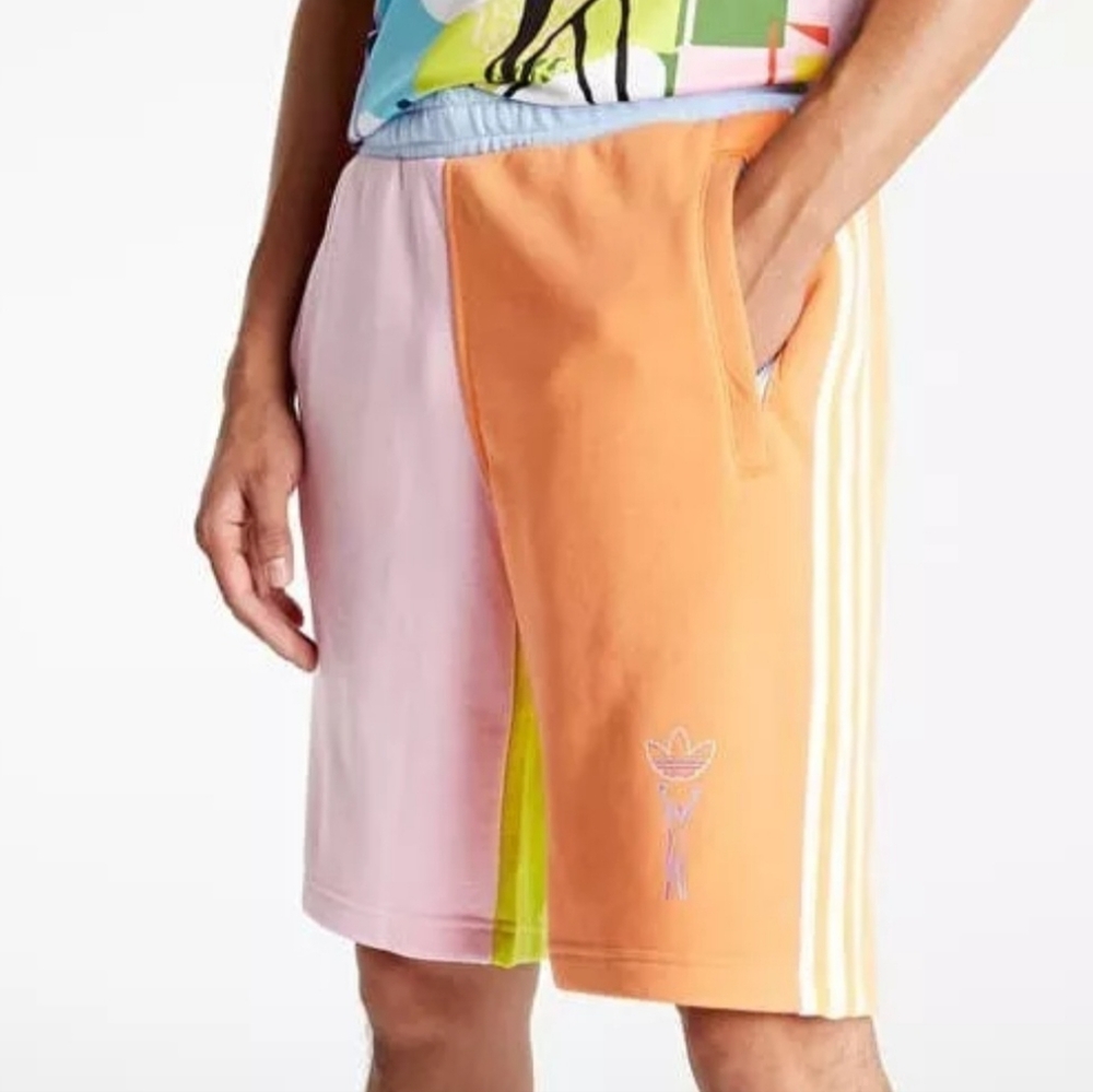 Adidas Love Unites Bloom Short